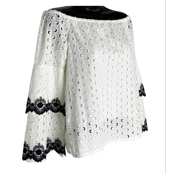 BAILEY/44 Phlox Eyelet Peasant Top – Black Floral Embroidery – Size M - Picture 3 of 8